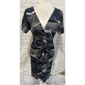 BCBGMAXAZRIA women's Belted wrap dress black, blue, & gray Abstract Print Small